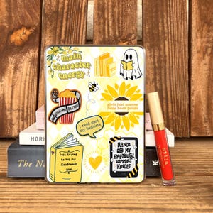 Yellow Bookish Kindle Digital Insert