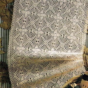 Vintage Dogwood Crochet Table Runner Pattern (Digital PDF)