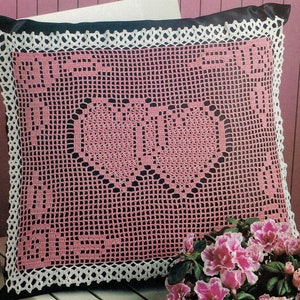 Vintage Filet Crochet Doily Pattern, &quot;Heart Throb Doily&quot; Digital Crochet PDF Pattern -- INSTANT DOWNLOAD, Crochet Pillow Cover Pattern