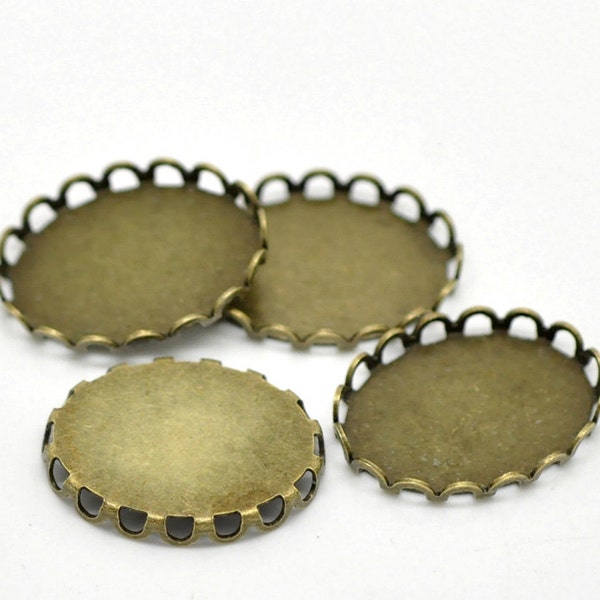 Cabochon Settings : 10 Brass Lace Edge Cabochon Settings | Bronze Scalloped Bezels holds 13x18mm Cabochon -- Lead & Cadmium Free 34300.H3F