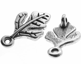 SALE *** Antique Silver Oak Leaf Jewelry Links / Silver Leaf Necklace or Bracelet Connectors [10 pieces] -- Lead & Cadmium Free J1E