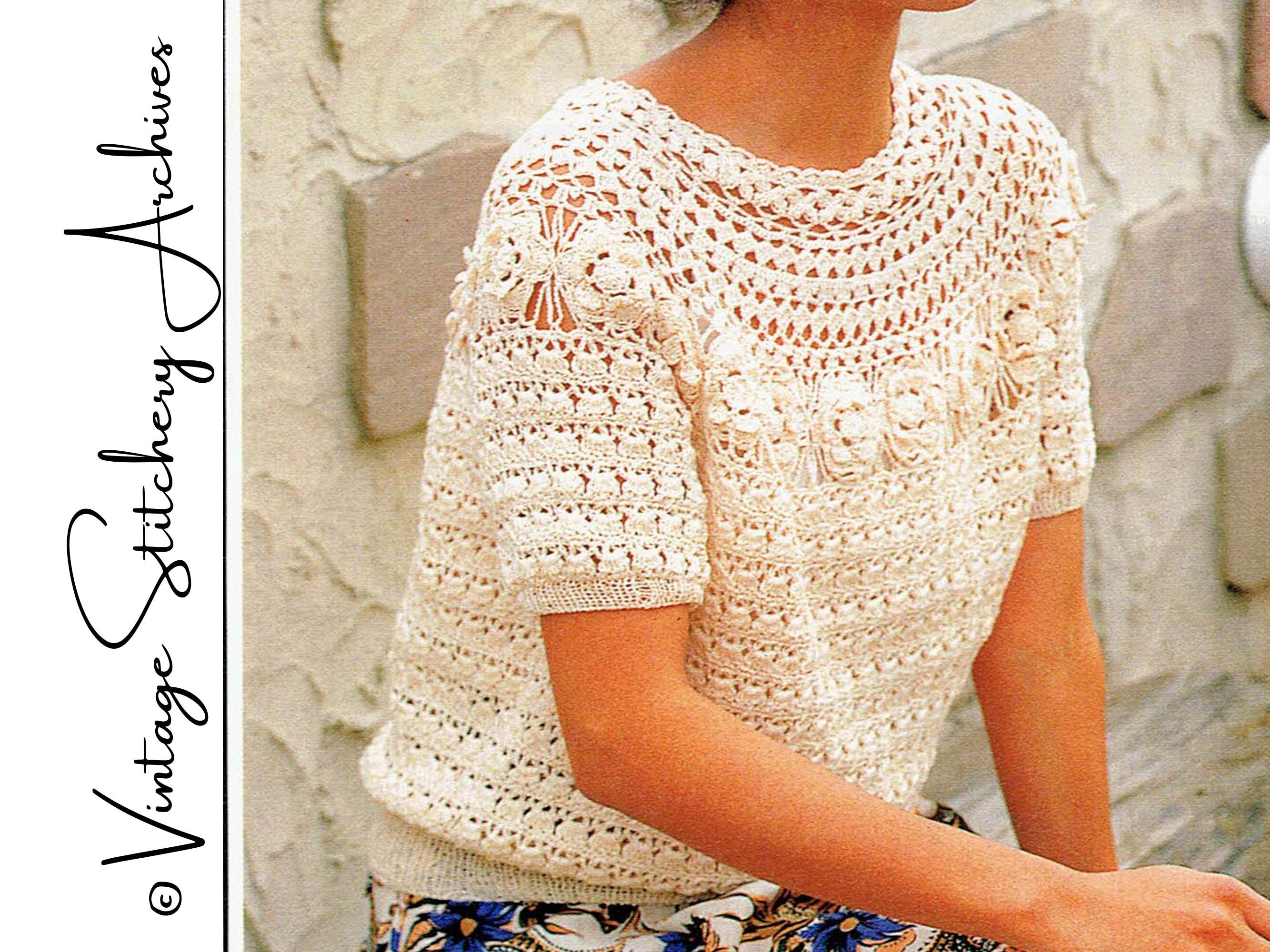 Pull Femme Fantaisie Manches Cloche - Motif Fleuri - Taille S Noir - Occasion Très Bon État