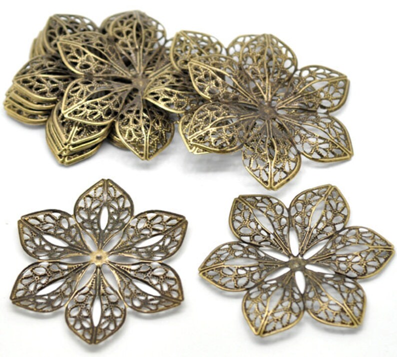 Filigree : 10 Antique Bronze Filigree Flower Connectors - Etsy