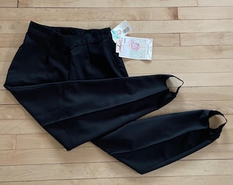Vintage Chic Pleated Stirrup Pants Black Womens 12 Petite NWT