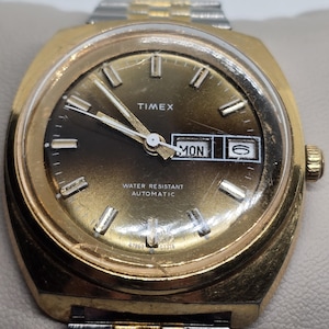 ヴィンテージTIMEXタイメックス腕時計1970年代物 TIMEX＜タイメックス＞が1970年代末の復刻時計「リイシュー キュー