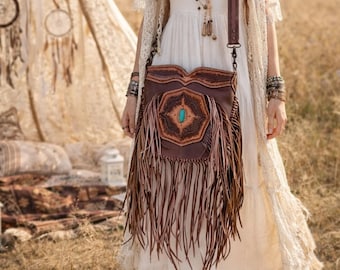 Bolso bandolera de piel repujada con flecos: bolso bohemio estilo western con turquesa