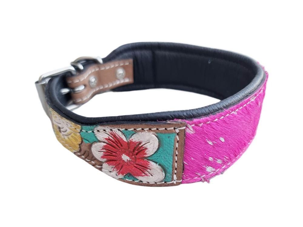 牛革 ブラック 首輪 チロリアン柄 ピンク 花 牛革 ブラック 首輪 チロリアン柄 ピンク 花