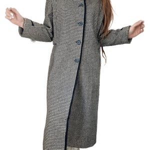 Women&#39;s vintage wool maxi coat l 16, long houndstooth trench coat, 60s tweed winter coat, 50s check parka black white, rockabilly pinup