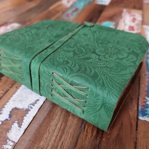 Flower leather journal women&#39;s, floral leaf engraved leather diary, vintage deckle edge paper, travel notebook for her, book of shadows