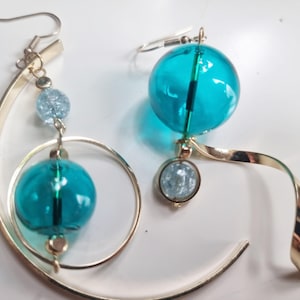 Geometric glass ball earrings, asymmetric drop earrings, bubble dangle earrings