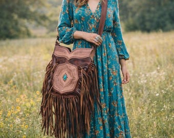 Extra Large Western Fringe Leather Bag / Native American Style Tooled Leather Purse Brown Beige Boho Tassel Crossbody Bag