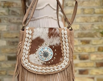 Rindsleder Fransen Umhängetasche: Boho Cowgirl Handtasche mit Muscheln