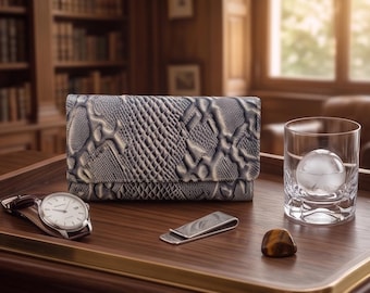 Embossed Snake Print Leather Wallet: Zippered Bifold Clutch