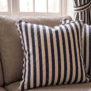 Housses de coussin rayées bleues en coton | Décoration bohème minimaliste | Taie d'oreiller sur mesure
