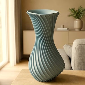 Modern Sculptural Vase | Design Home Decor | Organic Fluid Style | Model Glicine