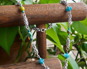 Collar de cota de malla con cuentas / Joyería hecha a mano / Tejido bizantino pequeño