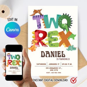 Puede incluir: Una colorida invitación de cumpleaños con el texto "TWO REX" en letras con temática de dinosaurios. La invitación incluye el nombre "DANIEL", la fecha, la hora y la información de RSVP. El diseño presenta ilustraciones de dinosaurios y las palabras "DESCARGA DIGITAL INSTANTÁNEA".
