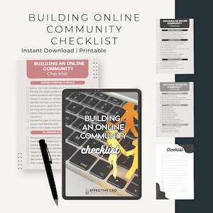 Peut inclure: Une liste de contrôle numérique intitulée "Building Online Community Checklist" avec le texte "Instant Download | Printable". L'image comprend une tablette affichant la liste de contrôle, un stylo et des pages de liste de contrôle supplémentaires. La liste de contrôle couvre des sujets tels que la définition de l'objectif, la planification et l'engagement.