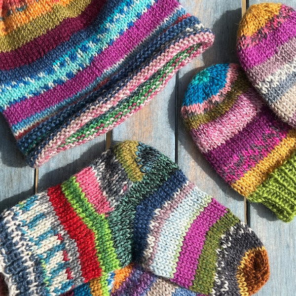 Scrappy Baby Hat, Socks and Mittens Kit