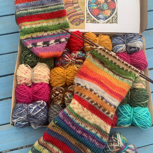 Kit à tricoter pour chaussettes Scrappy avec aiguilles incluses