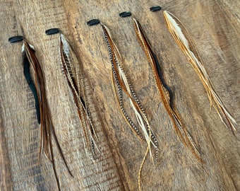 Pince à rallonges en plumes véritables | Accessoire cheveux Boho Hippie Festival | Pince à plumes de coq naturelle | Blaireau grizzli Noir Marron Gingembre