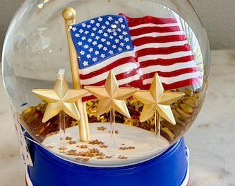 Patriotic Snow Globe, Interior Has The American Flag & Gold Stars! America’s 250th Birthday Globe, Floating Gold Stars! 4th of July Decor!