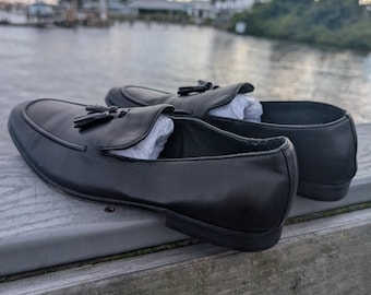 Neil Martin Mens Black Leather Tassel Loafers Made in Spain  display picture 3