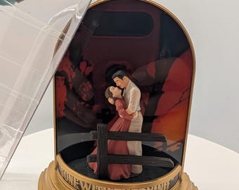 2001 Hallmark Keepsake "Gone With the Wind" Farewell Scene Ornament