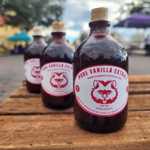 Homemade Vanilla Extract: Two-Ingredient Perfection