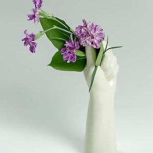 Handmade Ceramic White Vase, Valentine Gift, Women,Mother's Day, Wedding Anniversary, Housewarming Gift, Nordic Design, Country House Style, zdjęcie 3