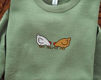 Embroidered Chicken Sweatshirt, Animal Sweatshirt, Gifts for Friends, Funny Sweatshirt, Gift for her, Farm Animal, Valentines Day Sweatshirt