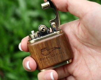 Encendedor de madera personalizado / Regalo para padrinos de boda / Encendedor de gasolina retro grabado a medida / Regalo vintage para el padrino / Regalo para papá