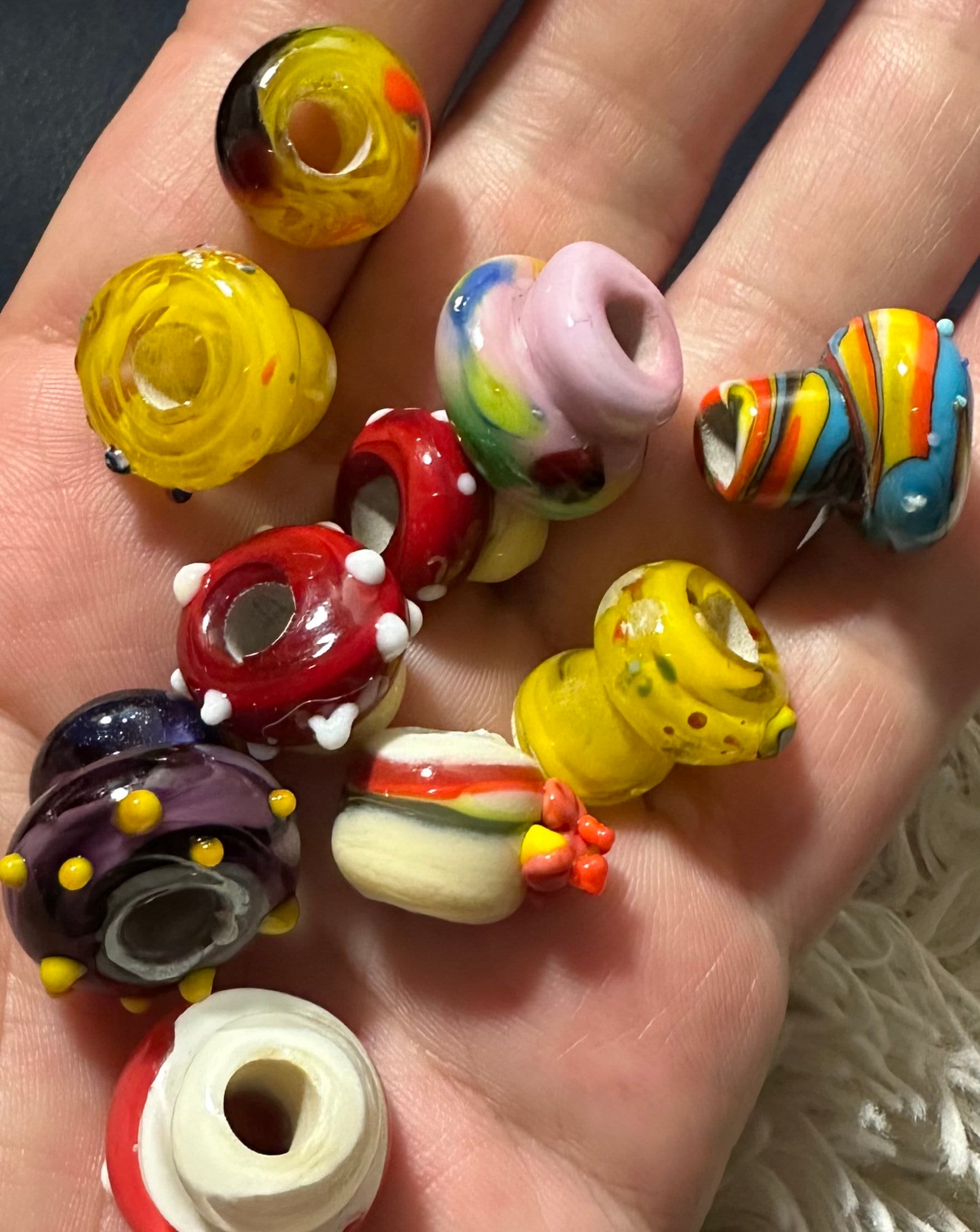 Yellow Mushroom Beads, 24 Glass Mushrooms, Lampwork Beads, 13mm Glass  Shroomie Beads Color Beads, Jewelry Supplies