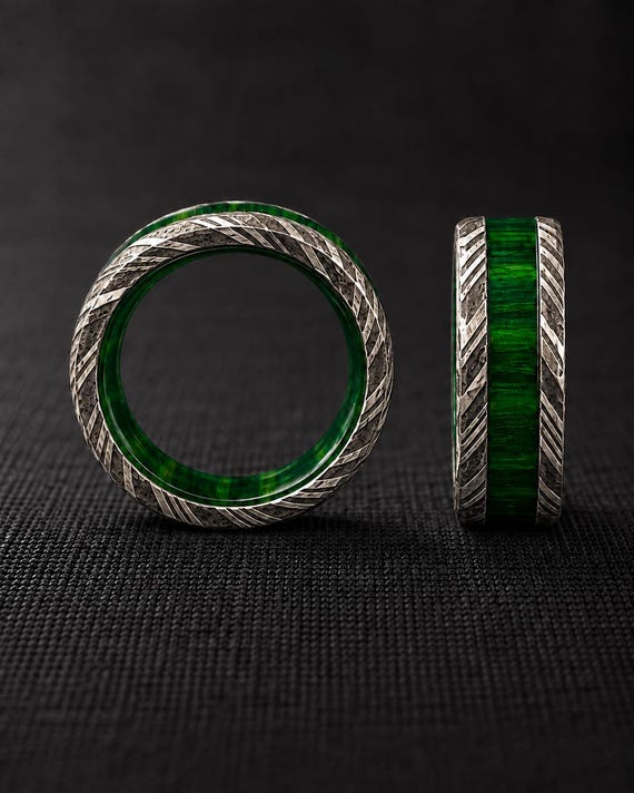 Hand-Forged Damascus Steel Men's Ring | Emerald Green Inlay Wedding Band | 5thAnniversary Gift