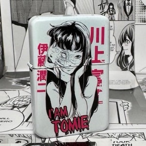 Encendedor Junji Ito recargable con diseño de anime de terror