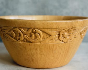 Bol vintage en bois sculpté d'Asie du Sud-Est - Design floral artisanal
