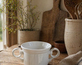 Olla sopera blanca Coronado vintage – FAPOR Portugal – Cuenco con doble asa – Estilo rústico francés – Utensilios de cocina de granja