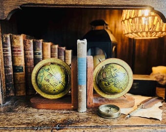 Sujetalibros vintage con forma de globo terráqueo – Sujetalibros de madera con mapa del mundo – Decoración de atlas del viejo mundo – Decoración de estantería de biblioteca – Estudio u oficina vintage