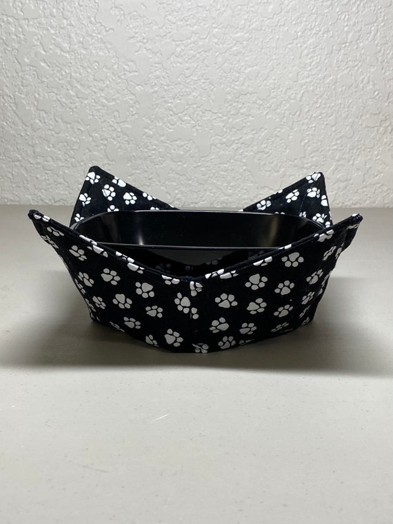 0200-538 Microwave Bowl Cozy- Paws