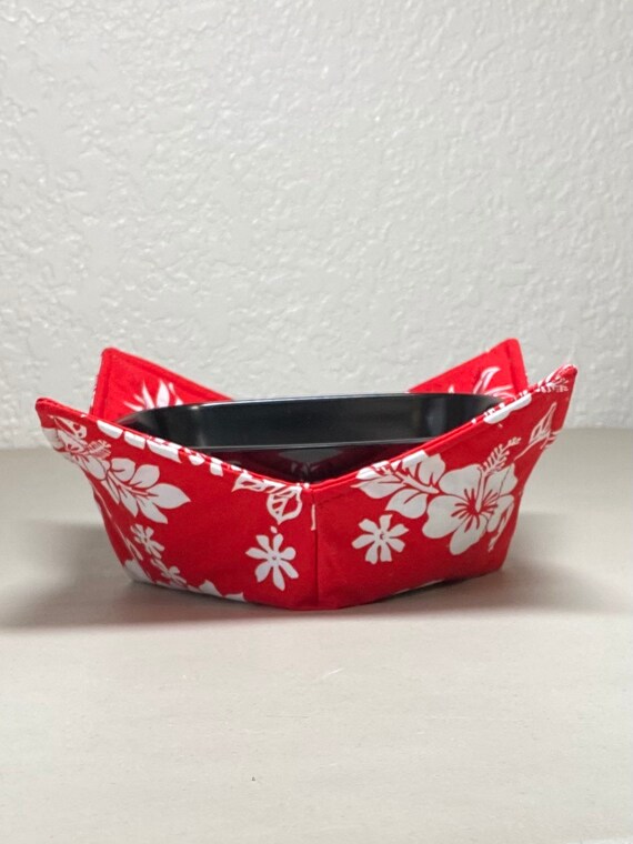 0200-657  Microwave Bowl Cozy- Hawaiian Flowers/Pineapples