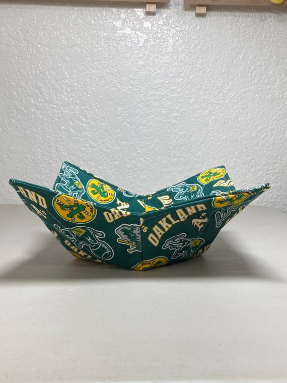 0200-827 (12X12) Microwave Bowl Cozy- Oakland A’s