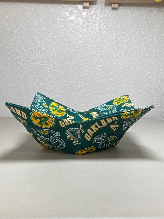 0900-028 (Medium Size) Microwave Bowl Cozy- Oakland A’s