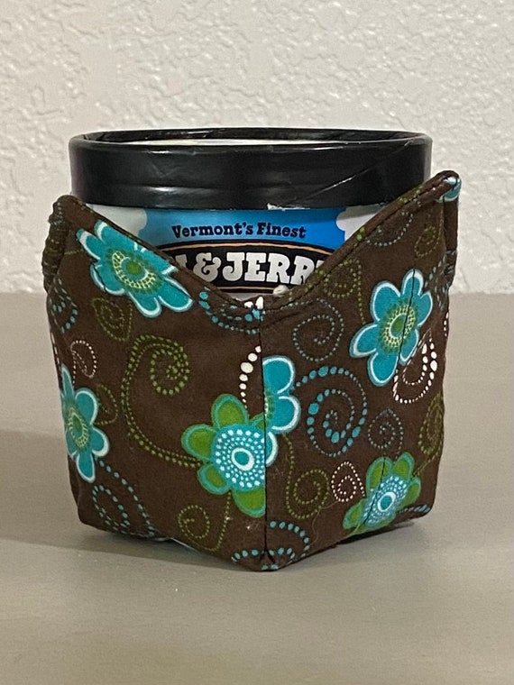 0400-101 Pint Ice Cream Cozy - Brown w/Blue Flowers