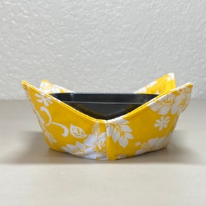 0200-870  Microwave Bowl Cozy - Hawaiian Flowers