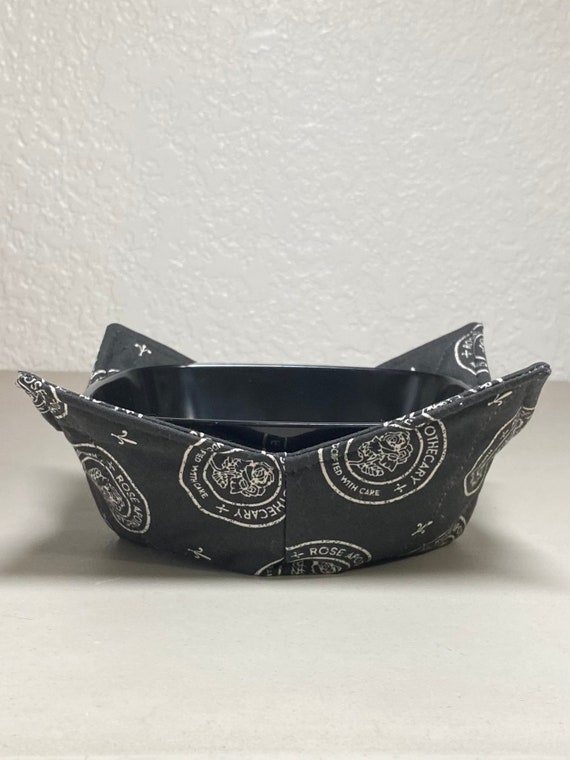 0200-665 (10X10) Microwave Bowl Cozy - Schitts Creek