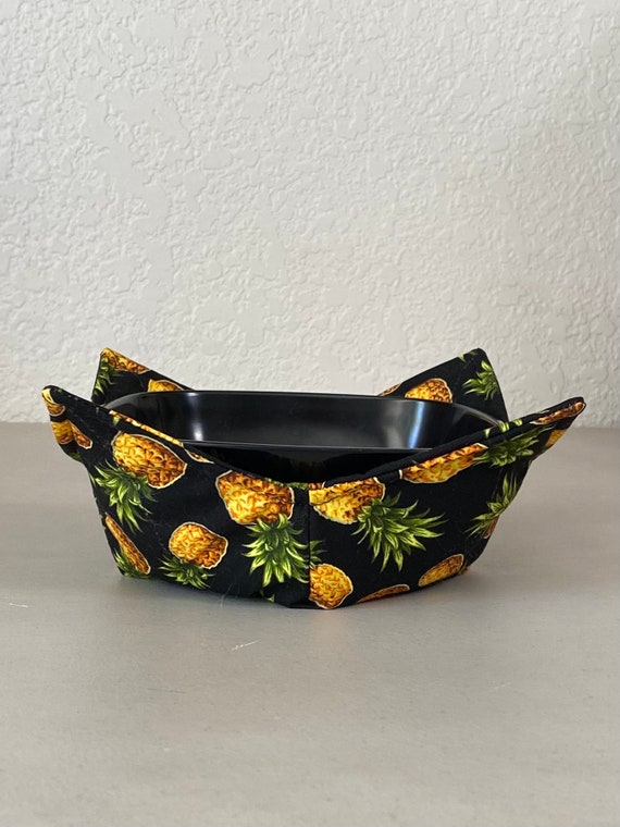 0200-565 (10X10) Microwave Bowl Cozy-Pineapples