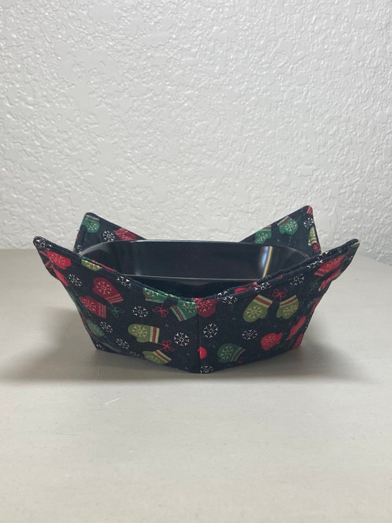 0200-744 (10X10) Microwave Bowl Cozy- Christmas Mittens