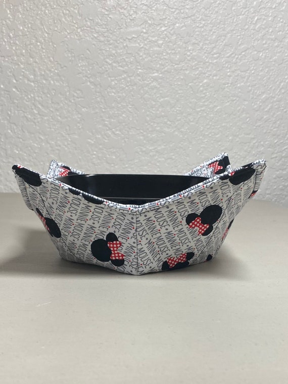 0200-845 (10X10) Microwave Bowl Cozy - Minnie Mouse