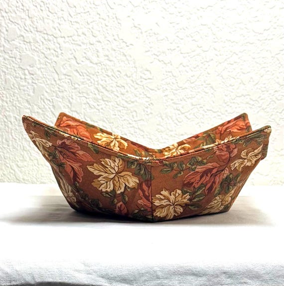 0900-197 (Medium Size) Microwave Bowl Cozy - Leaves