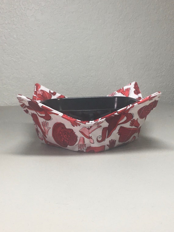 0200-463  (10X10) Microwave Bowl Cozy- Red Hats and Gloves